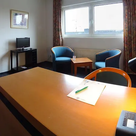 Hotel Plaza Ruesselsheim