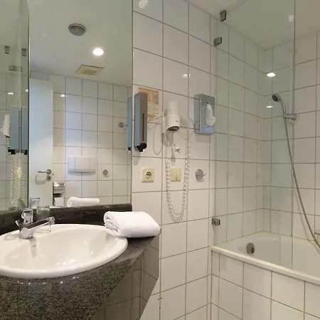 Plaza 3* Ruesselsheim