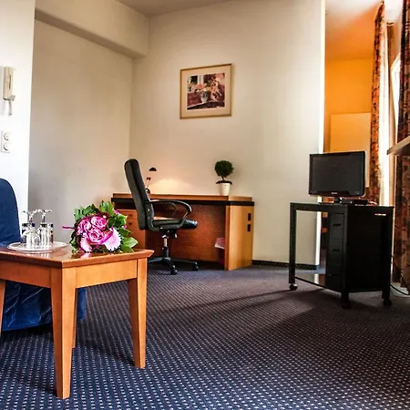 Plaza 3* 吕塞尔斯海姆